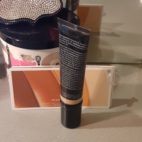 Mary Kay CC Cream Medium  to Deep - Picture 2 of 2